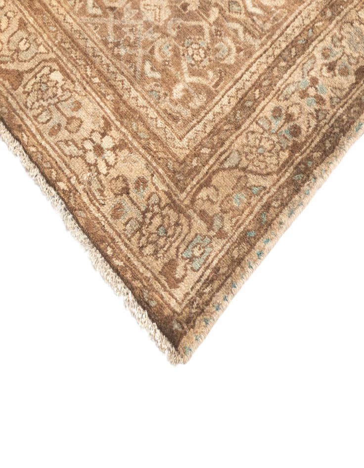 Detail image of  3' 8 x 10' Hamedan Runner Rug