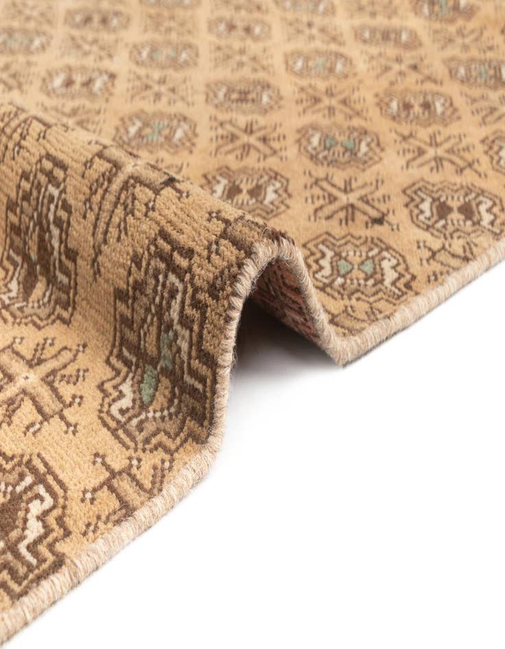 Detail image of  3' 8 x 8' Hamedan Runner Rug