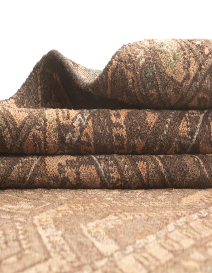 Detail image of  3' 1 x 7' Hamedan Runner Rug