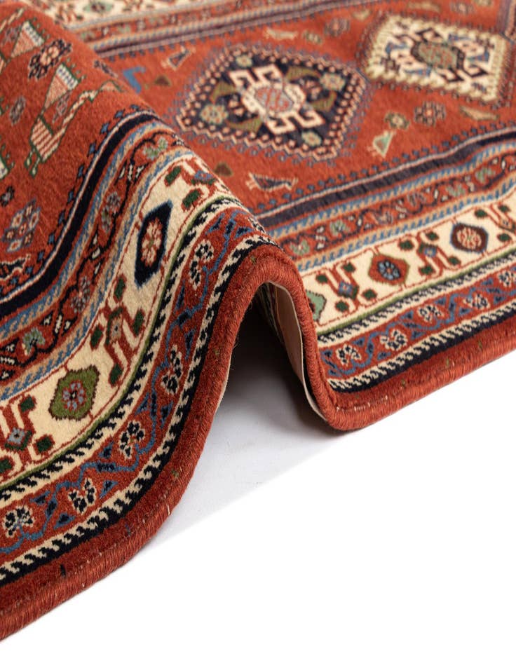 Detail image of  2' 4 x 9' 9 Jalameh Wool Runner Rug