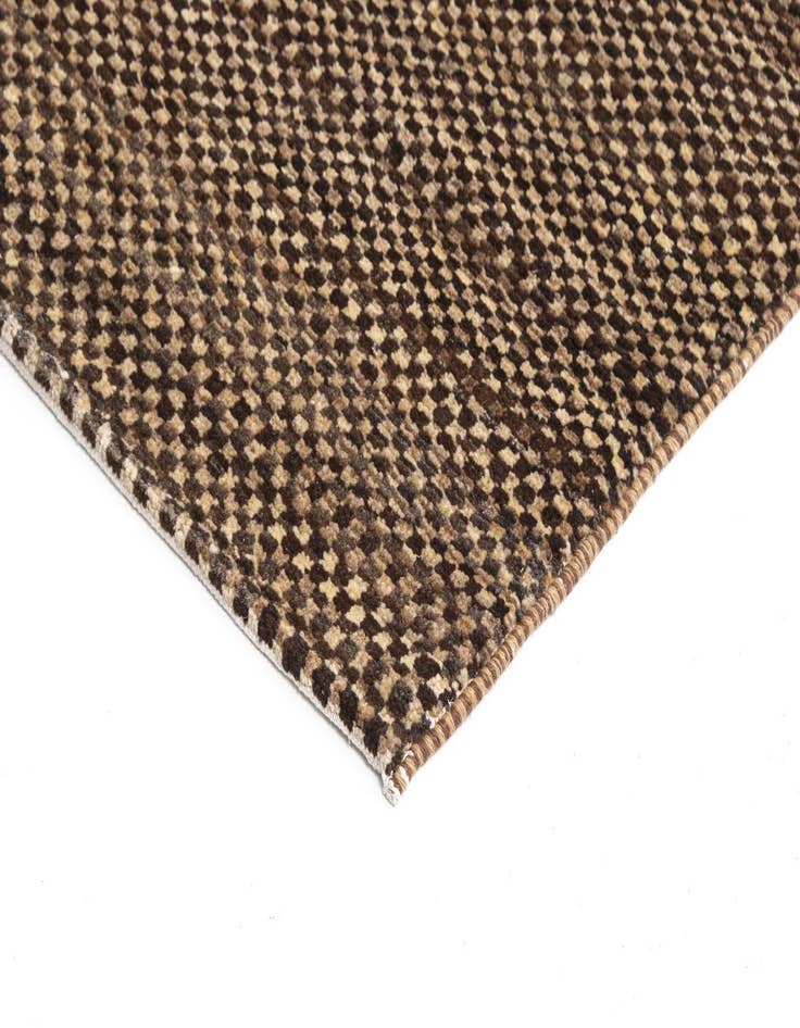 Detail image of  2' 7 x 8' Juma Wool Runner Rug