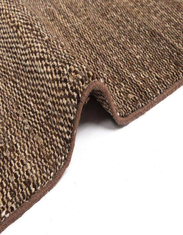 Detail image of  2' 7 x 10' Juma Wool Runner Rug
