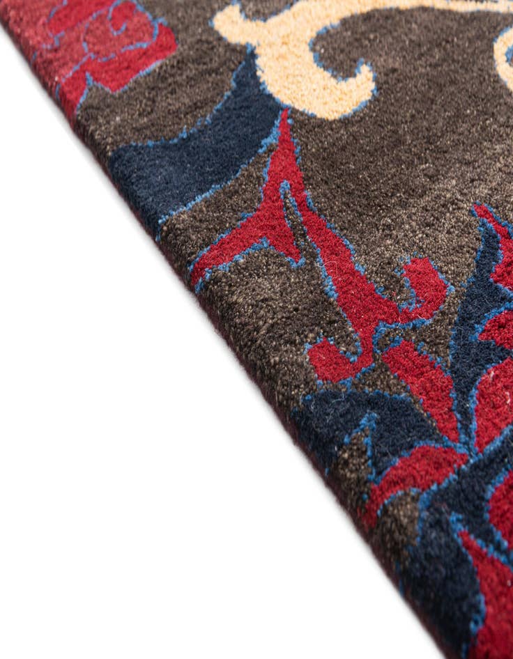 Detail image of  2' x 4' Luna Runner Rug