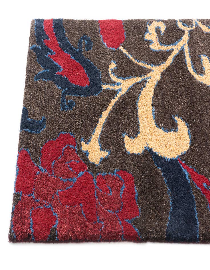 Detail image of  2' x 4' Luna Runner Rug