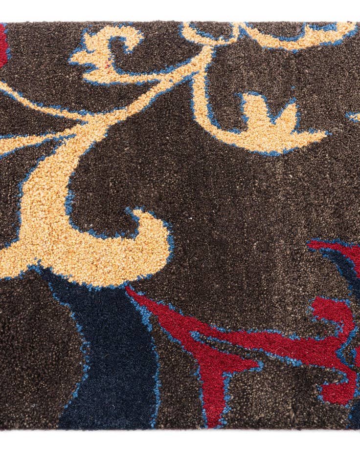 Detail image of  2' x 4' Luna Runner Rug
