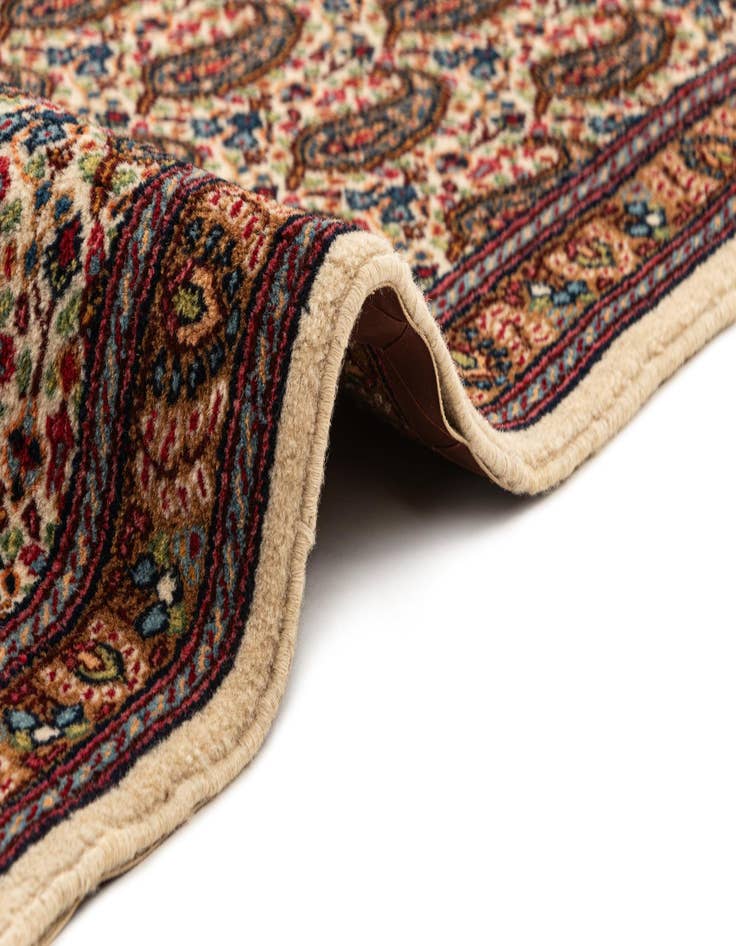 Detail image of  3' 2 x 9' 10 Moud Runner Rug