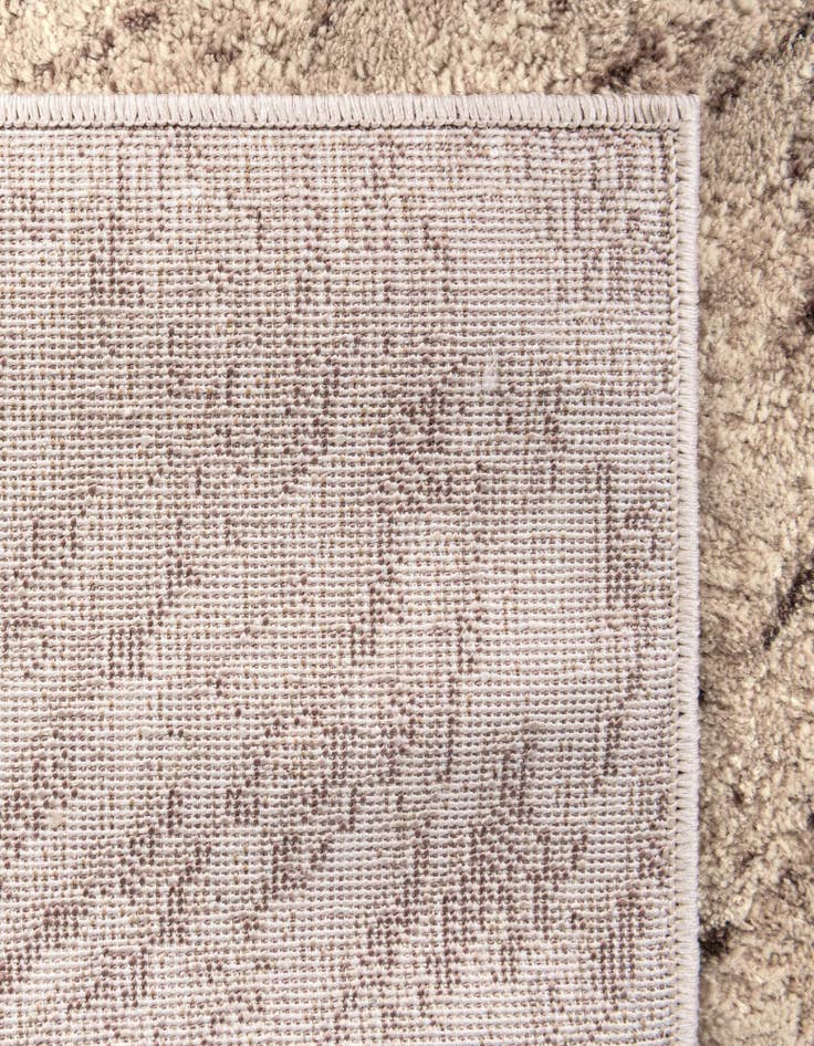 Detail image of  2' x 6' Oasis Runner Rug
