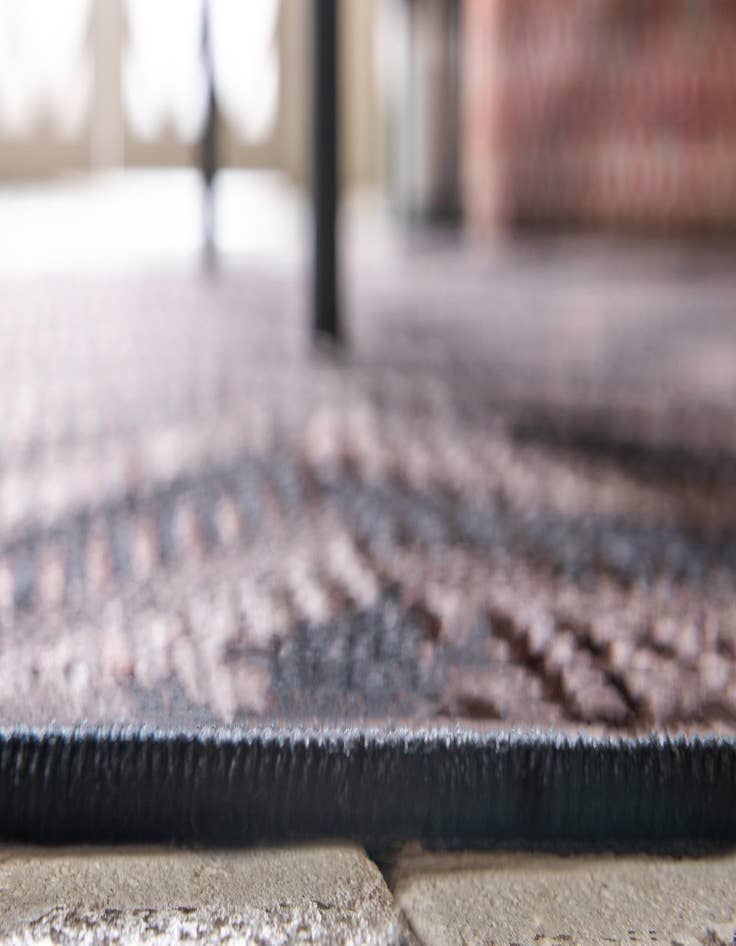 Detail image of  2' 2 x 6'  Washable Modern Indoor / Outdoor Runner Rug