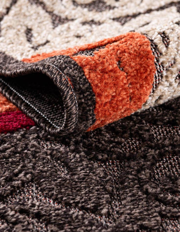 Detail image of  2' x 6'  Washable Modern Indoor / Outdoor Runner Rug