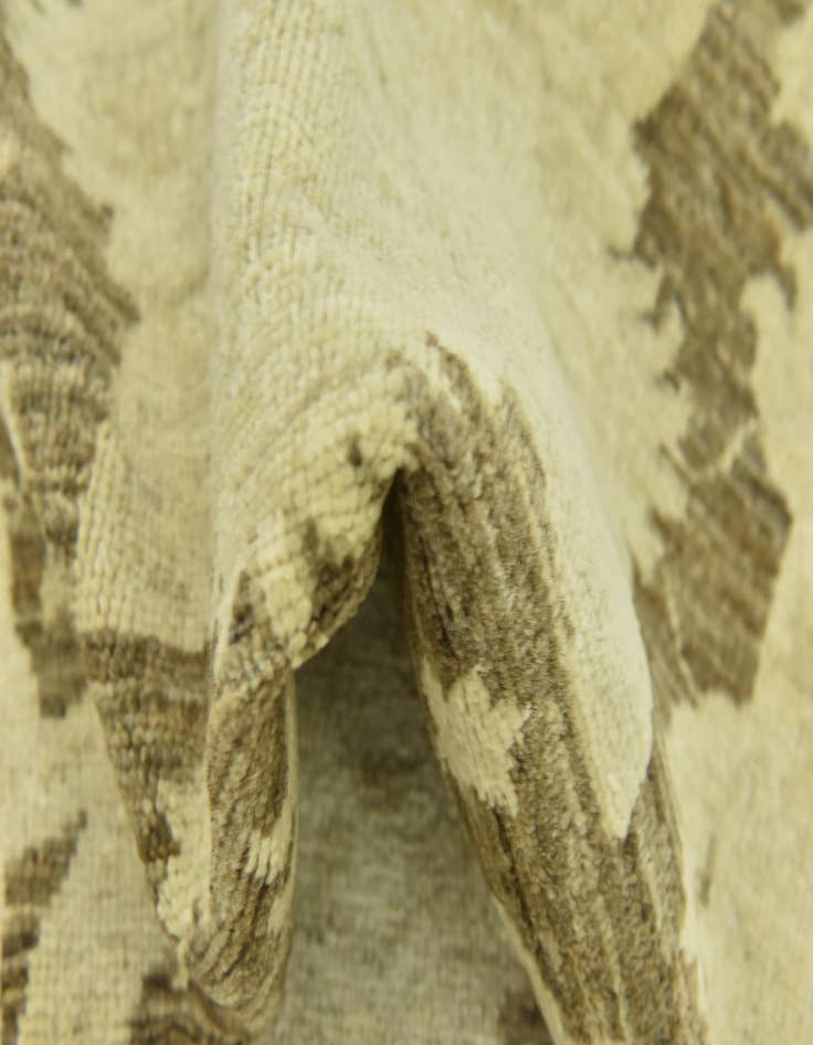 Detail image of  2' 7 x 8' 5  Hand Knotted Peshawar Ziegler Runner Rug