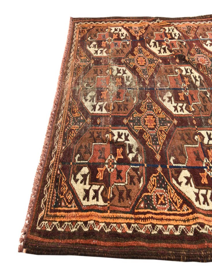 Detail image of  3' 4 x 6' 10  Hand Knotted Shiraz Persian Wool Runner Rug