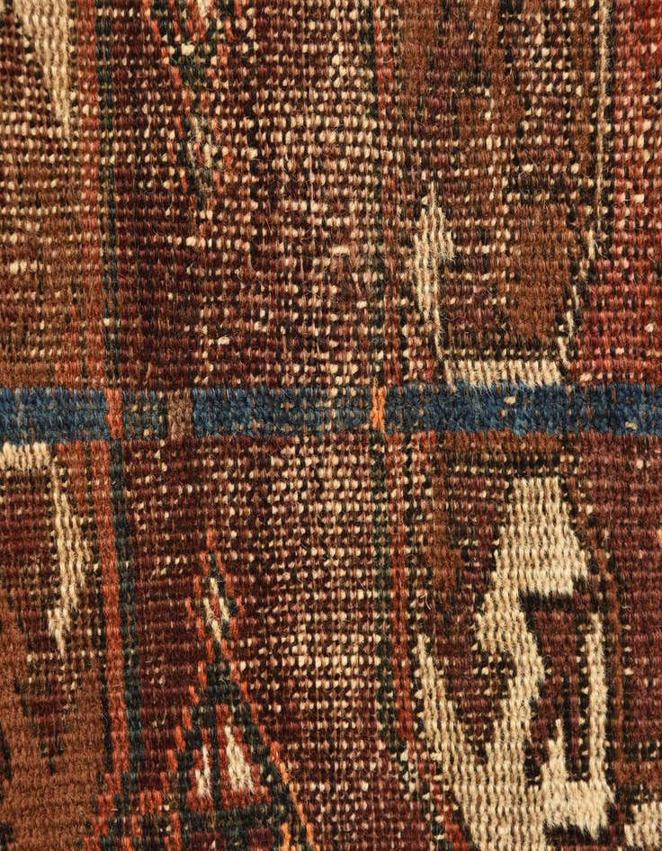 Detail image of  3' 4 x 6' 10  Hand Knotted Shiraz Persian Wool Runner Rug