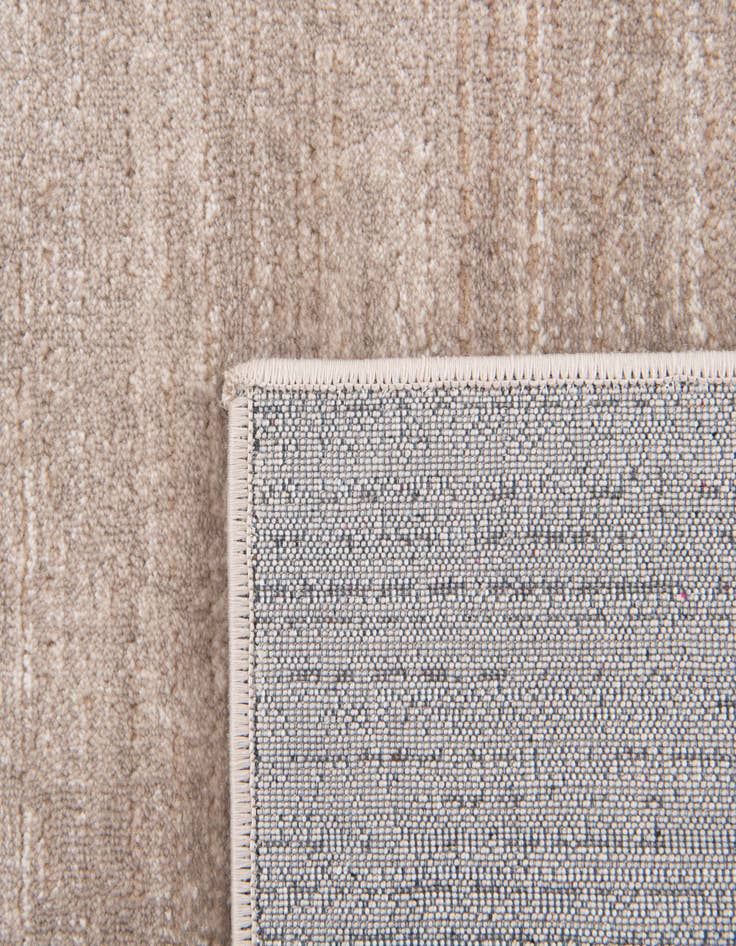 Detail image of Jill Zarin 2' 2 x 6' Uptown Madison Avenue Runner Rug