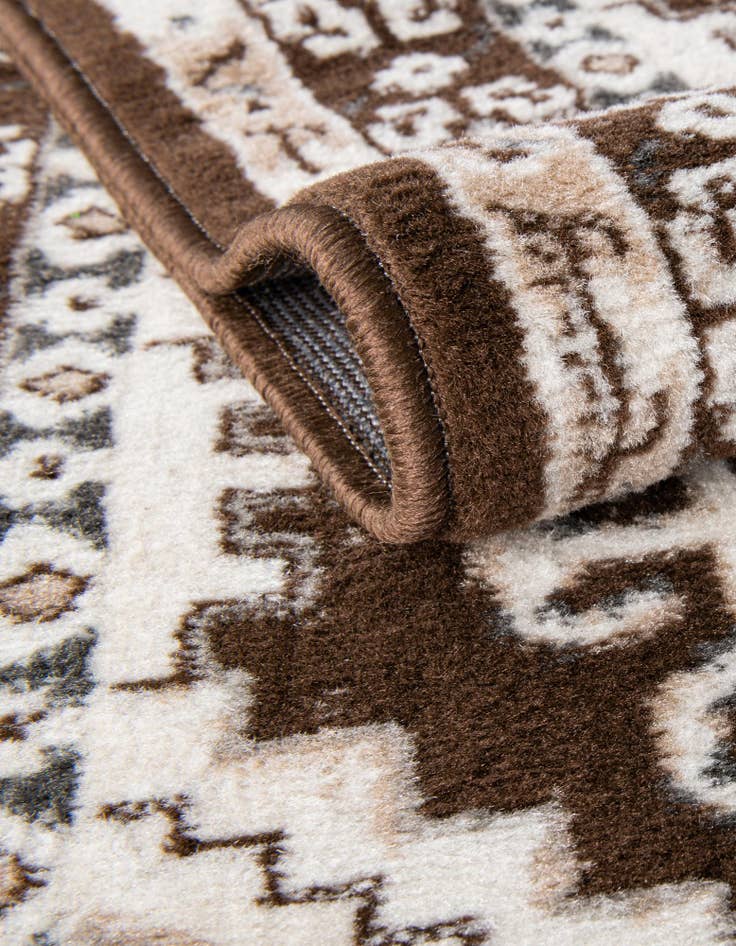 Detail image of  5' 3 x 5' 3 Charlotte Square Rug