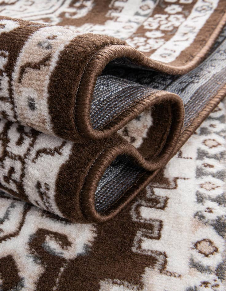 Detail image of  5' 3 x 5' 3 Charlotte Square Rug