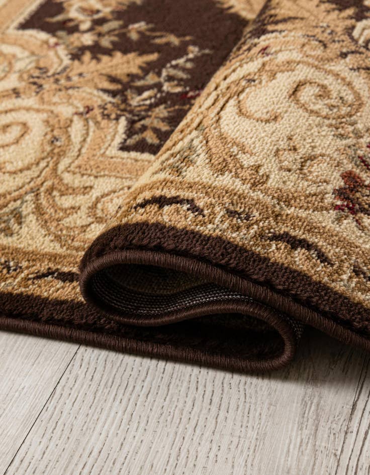 Detail image of  7' 10 x 7' 10 Chateau Square Rug