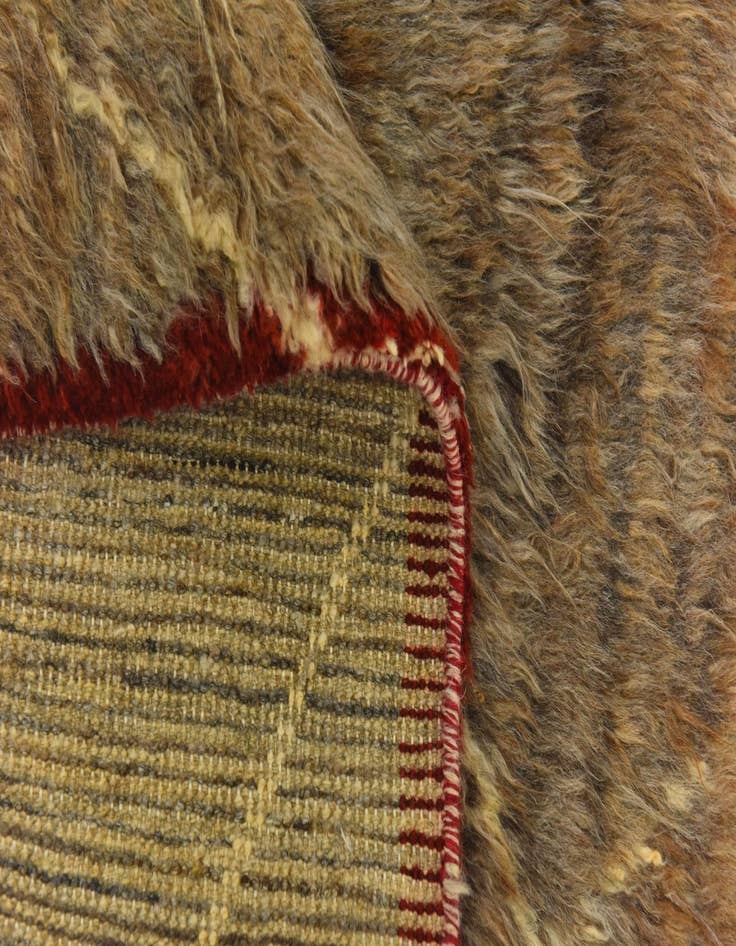Detail image of  4' 6 x 5'  Hand Knotted Darya Wool Square Rug