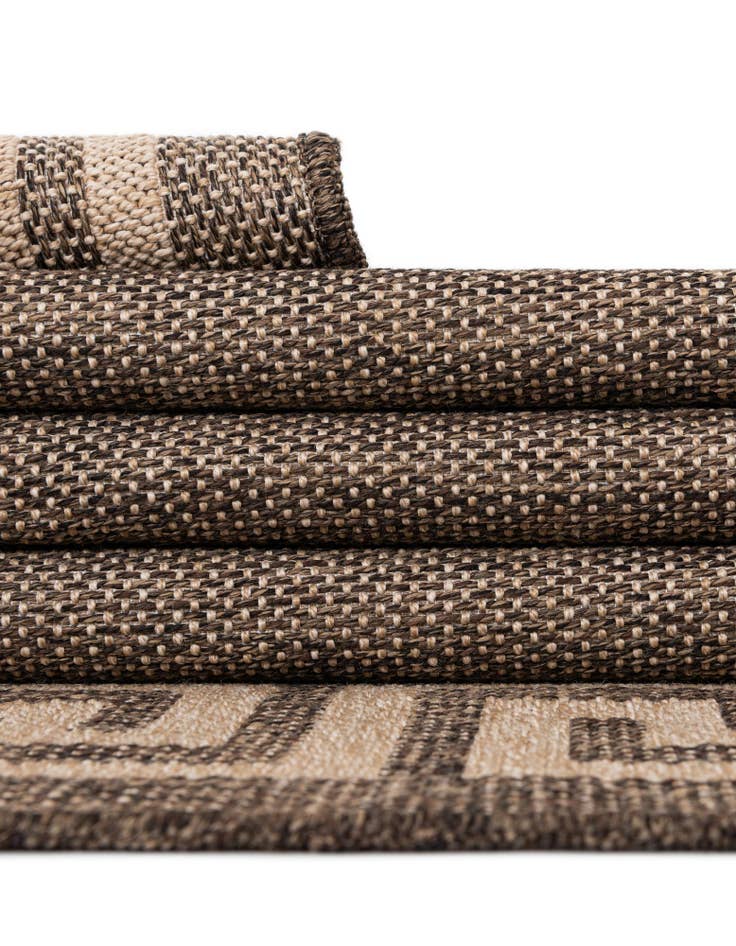 Detail image of  7' 10 x 7' 10 Dunes Square Rug