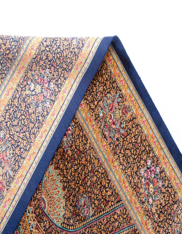 Detail image of  6' 7 x 6' 7 Ghom Design Square Rug