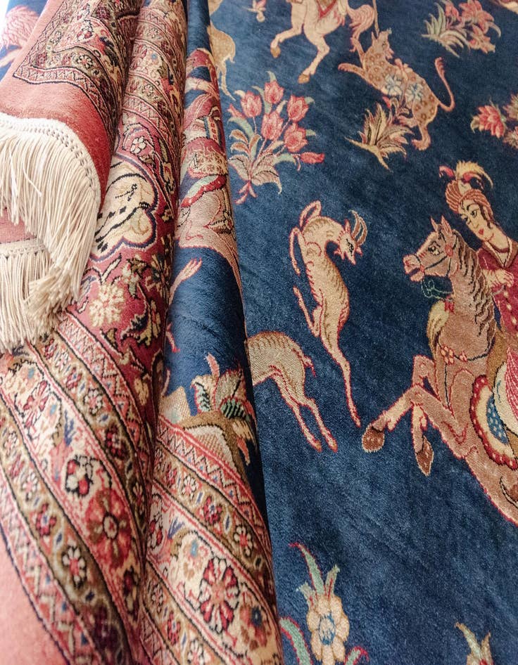 Detail image of  6' 2 x 6' 5 Ghom Silk Square Rug