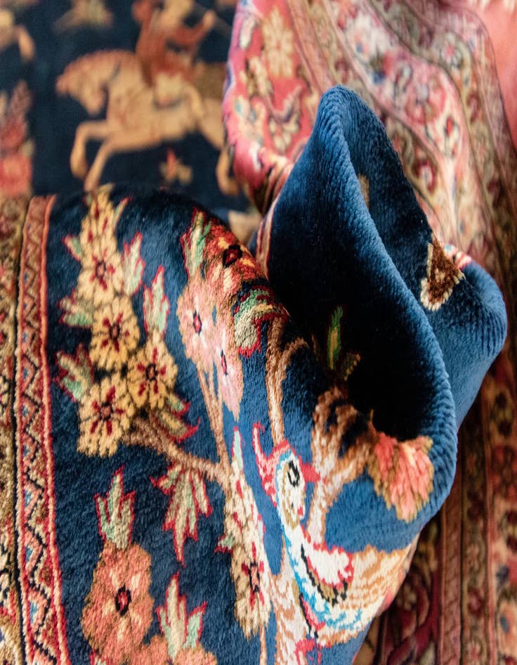 Detail image of  6' 2 x 6' 5 Ghom Silk Square Rug