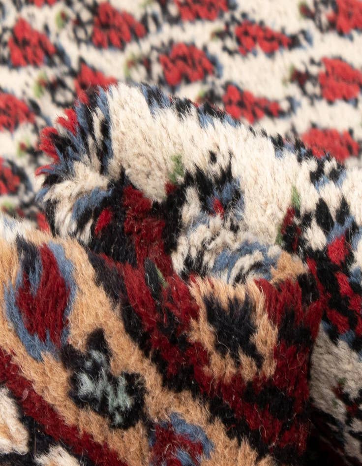 Detail image of 7' 4 x 7' 7 Mir Wool Square Rug
