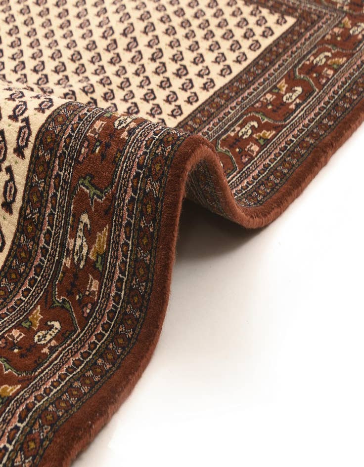 Detail image of  5' 1 x 5' 1 Mir Square Rug