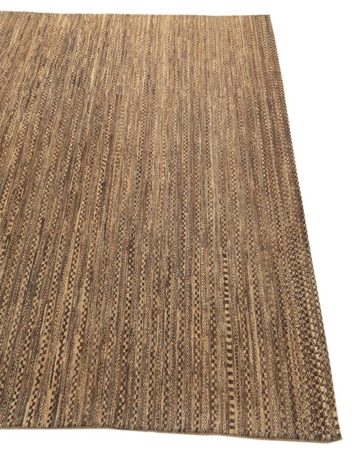 Detail image of  6' 5 x 7' 3  Hand Knotted Modern Ziegler Square Rug