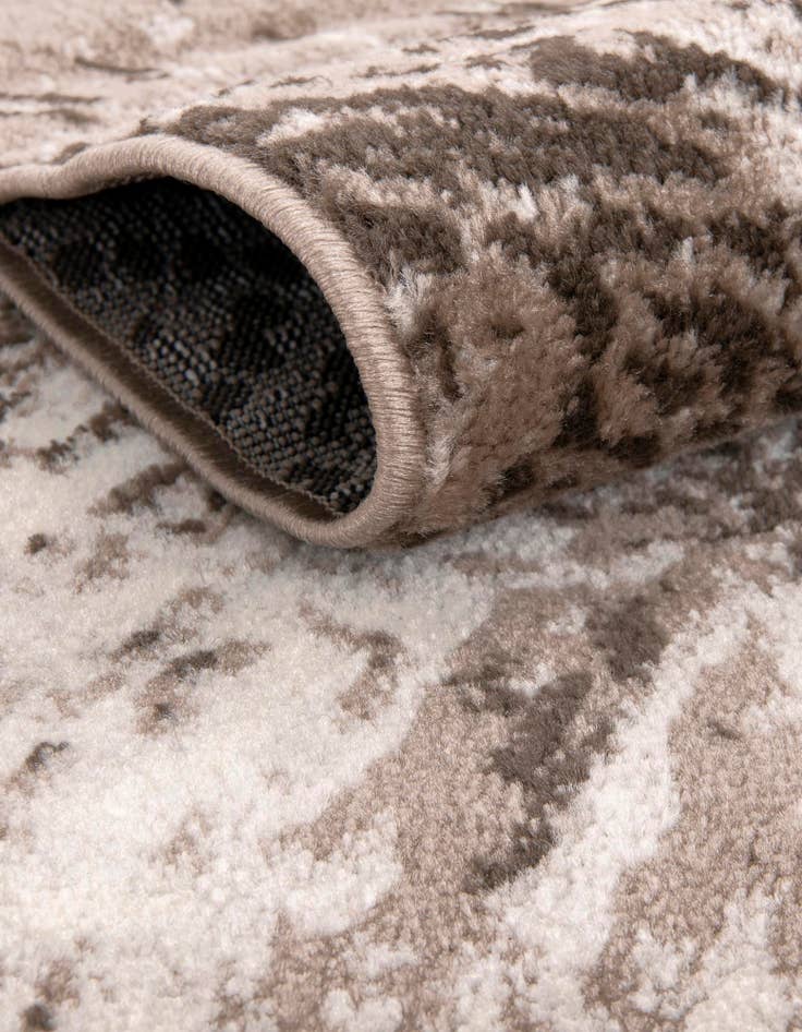 Detail image of  6' x 6' Monte Carlo Square Rug