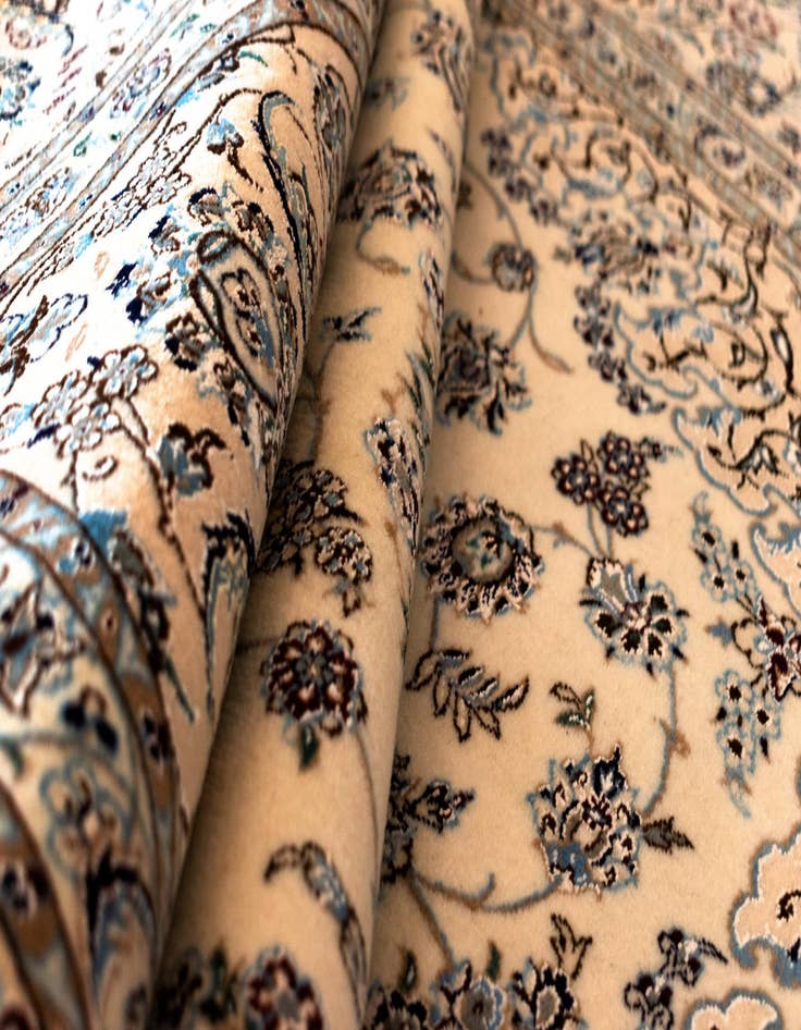 Detail image of  6' 6 x 6' 8 Nain Square Rug