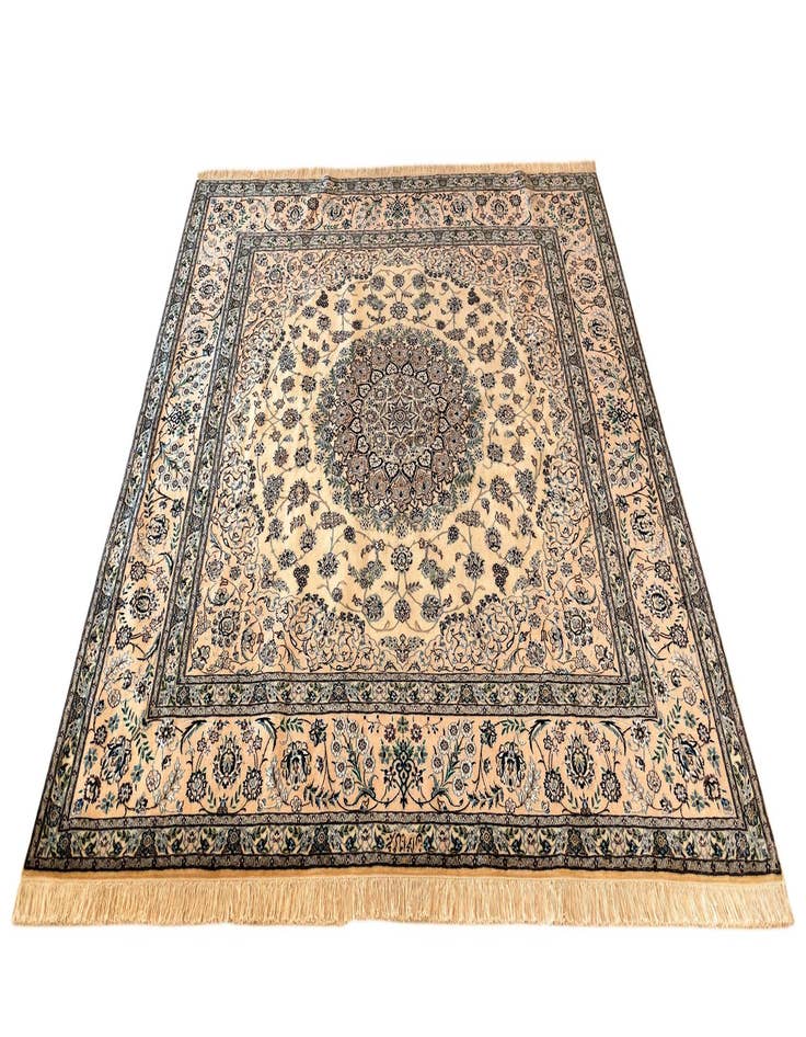 Detail image of  6' 8 x 6' 10 Nain Square Rug