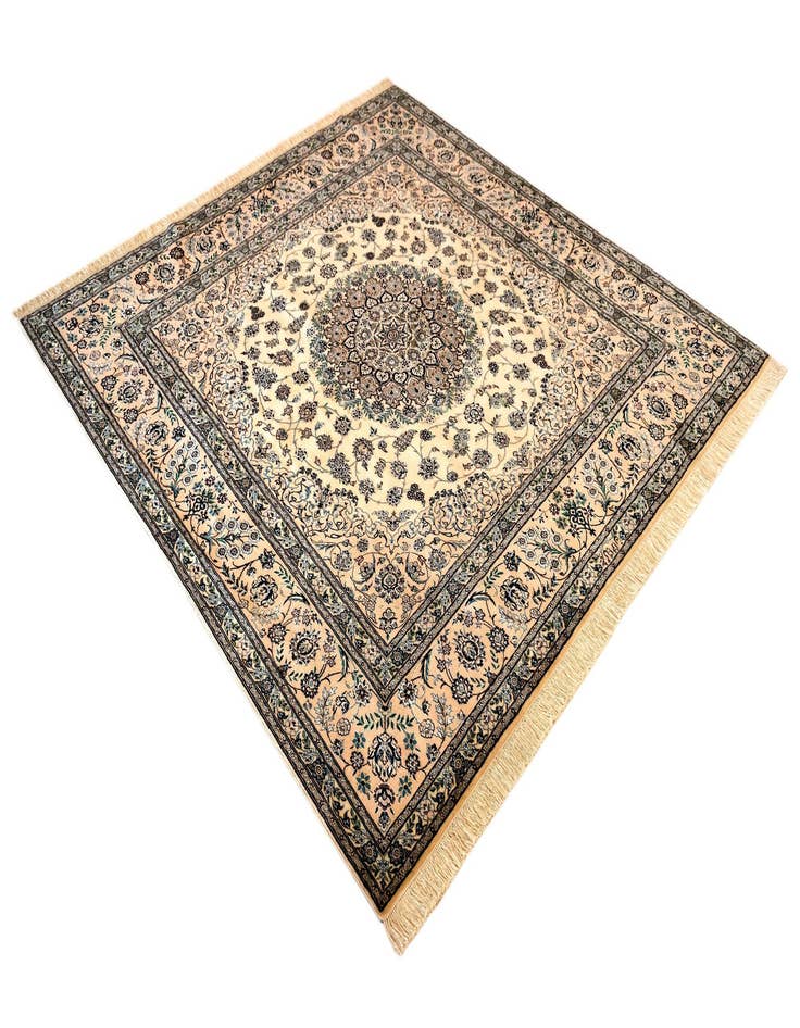 Detail image of  6' 8 x 6' 10 Nain Square Rug