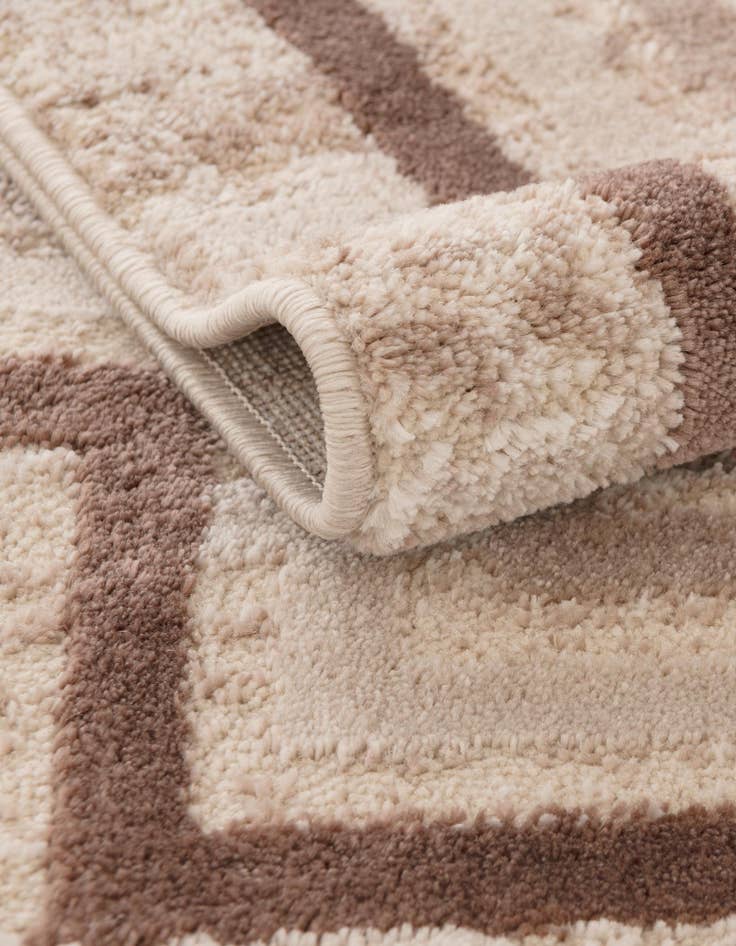 Detail image of  7' x 7' Oasis Square Rug