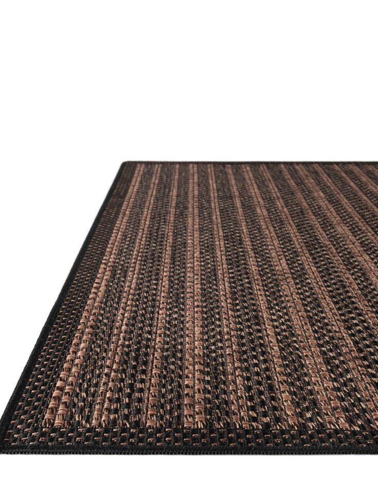 Detail image of  6' x 6'  Washable Border Indoor / Outdoor Square Rug