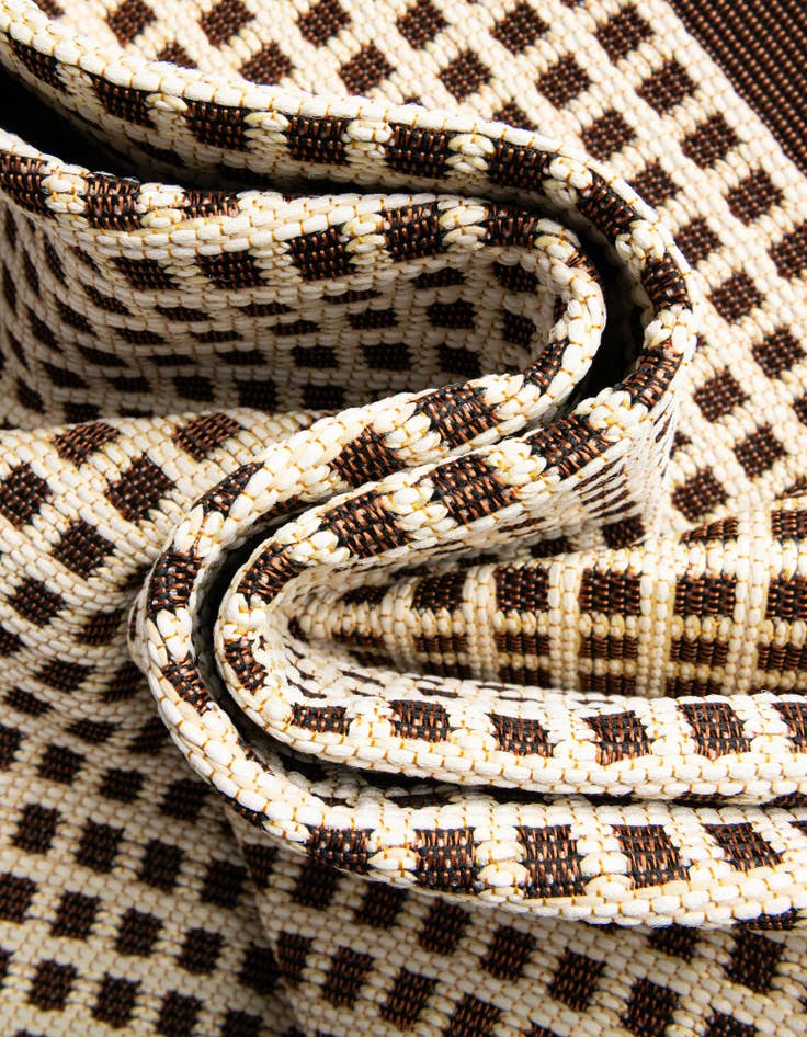 Detail image of  7' 10 x 7' 10  Washable Border Indoor / Outdoor Square Rug