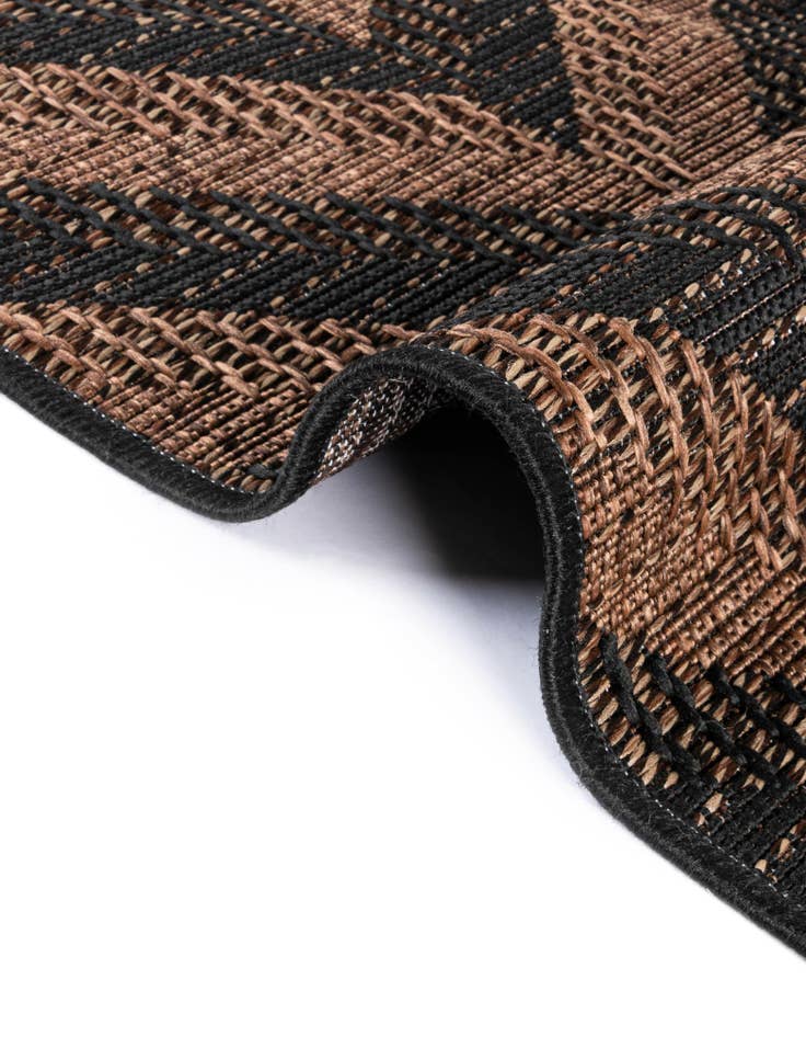 Detail image of  6' x 6'  Washable Modern Indoor / Outdoor Square Rug