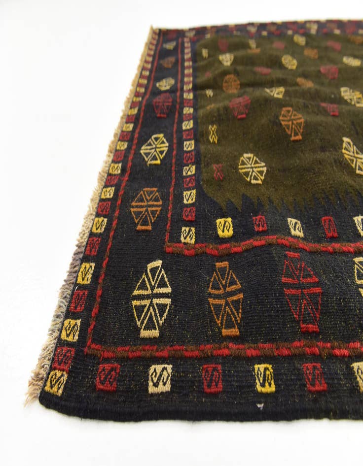 Detail image of  3' 10 x 4' 4  Hand Knotted Sumak Wool Square Rug