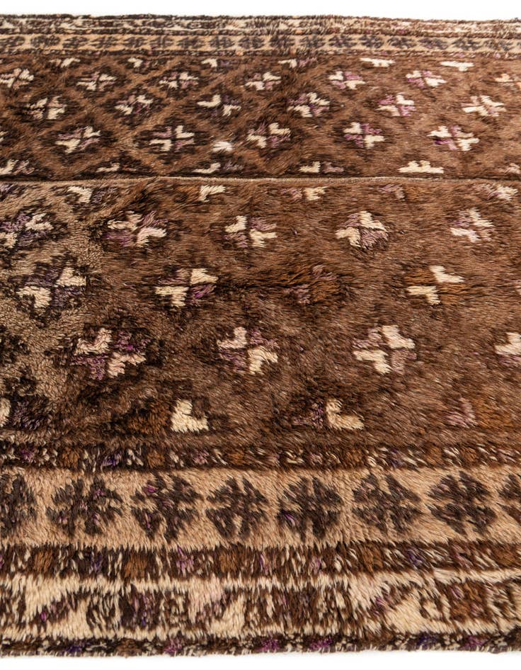 Detail image of  5' 3 x 6' 10  Hand Knotted Ultra Vintage Persian Wool Square Rug