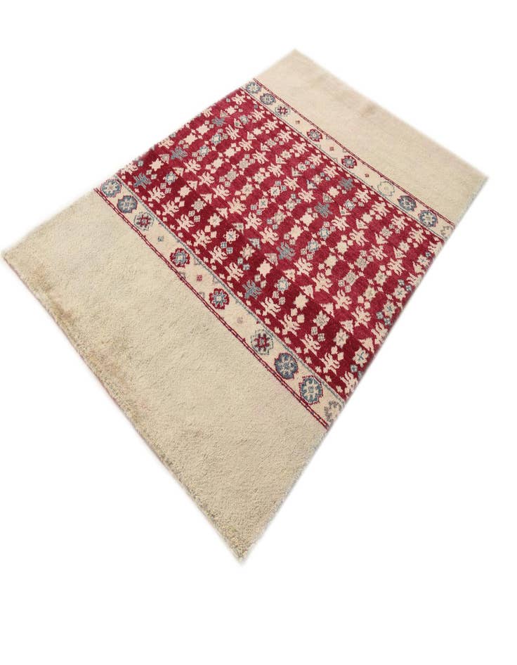 Detail image of  5' 1 x 7' 11  Hand Knotted Darya Wool Rug