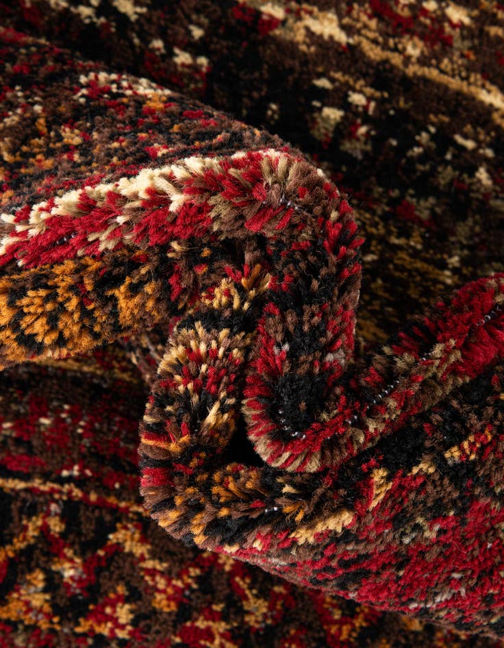 Detail image of  5' 3 x 8' Saturn Oval Rug