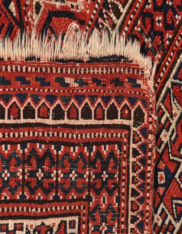 Detail image of 3' 7 x 5' Hand Knotted Bakhtiar Persian Wool Rug