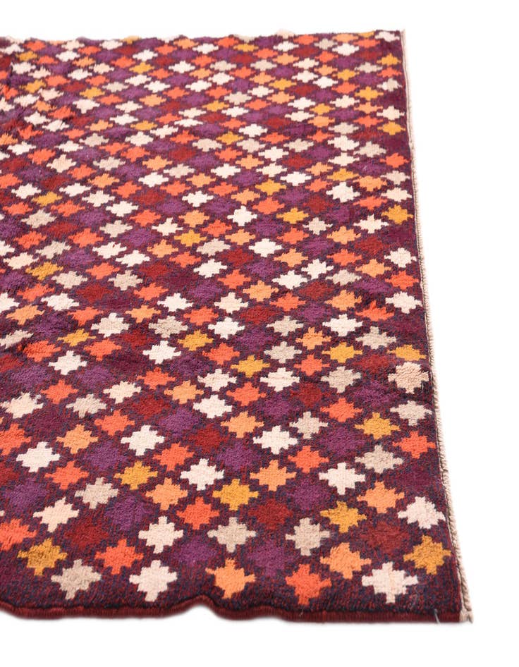 Detail image of  5' 9 x 6' 9  Hand Knotted Balouch Wool Rug