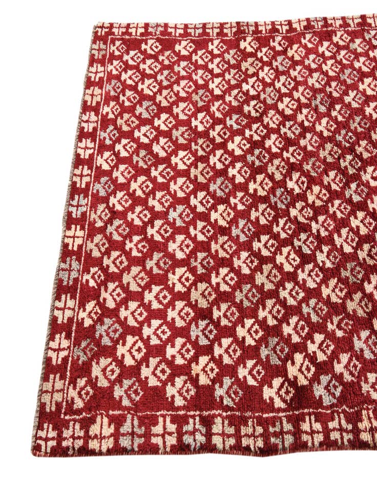 Detail image of  4' 1 x 6' 1  Hand Knotted Balouch Wool Rug