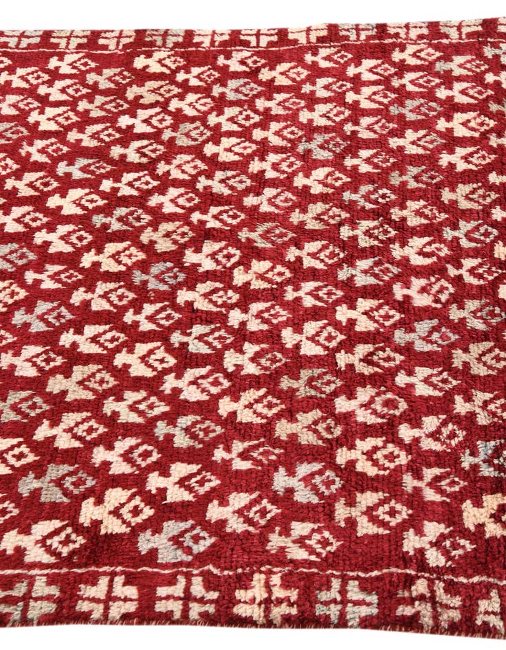 Detail image of  4' 1 x 6' 1  Hand Knotted Balouch Wool Rug