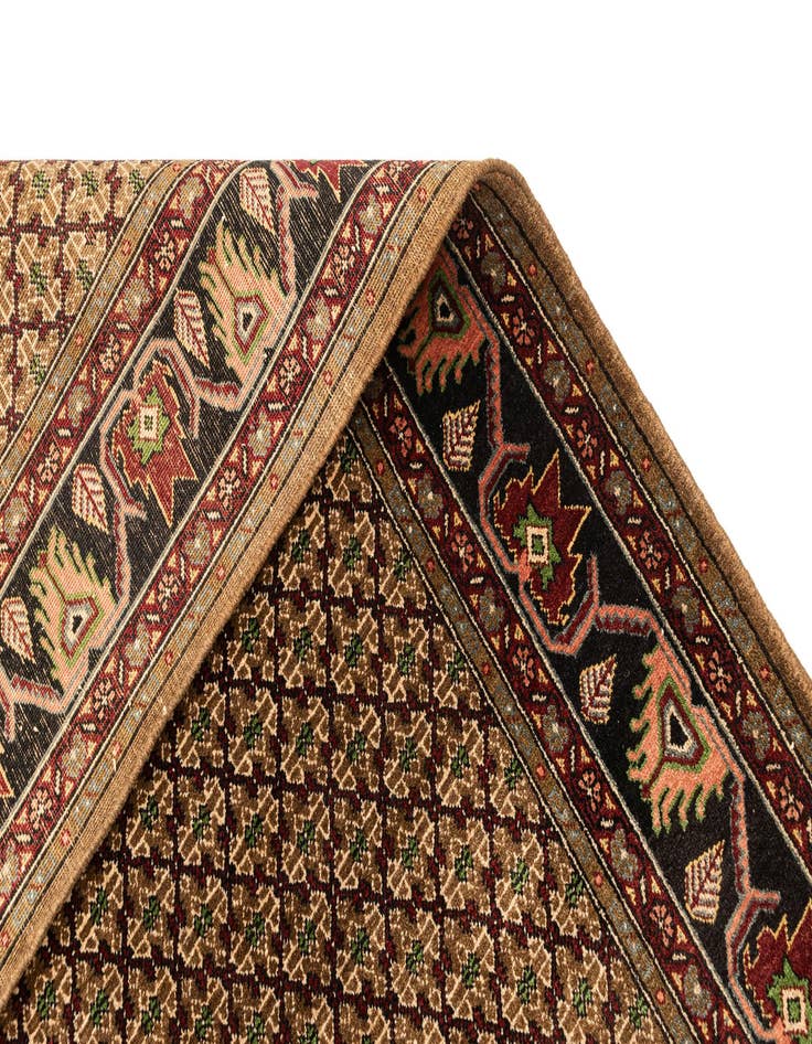 Detail image of  6' 7 x 10'  Hand Knotted Bidjar Wool Rug