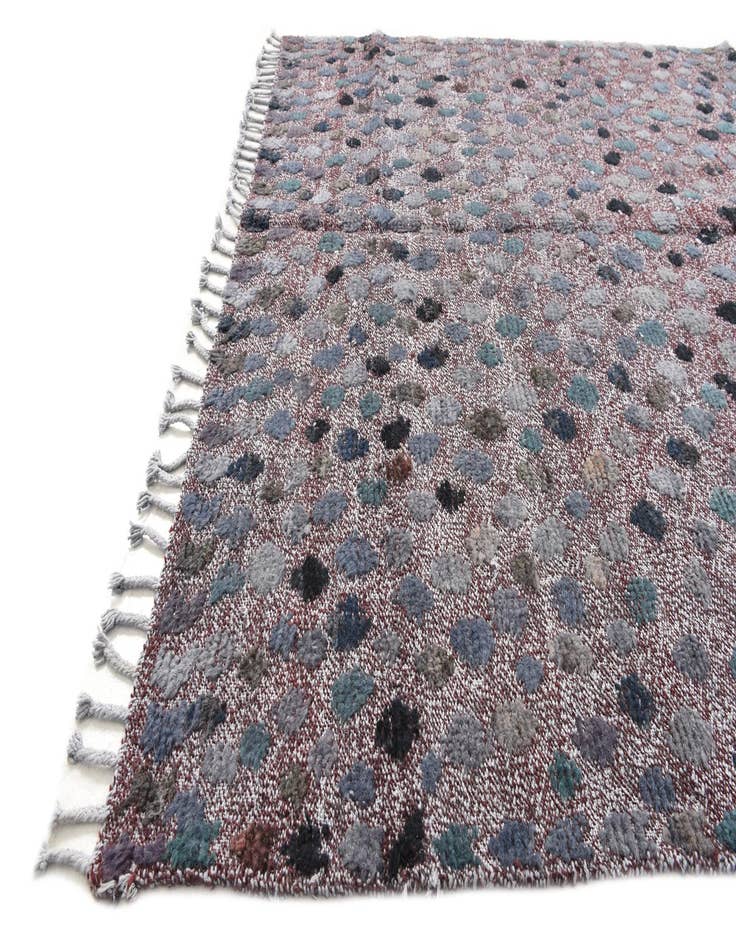 Detail image of  5' 3 x 8' 3  Hand Knotted Darya Wool Rug