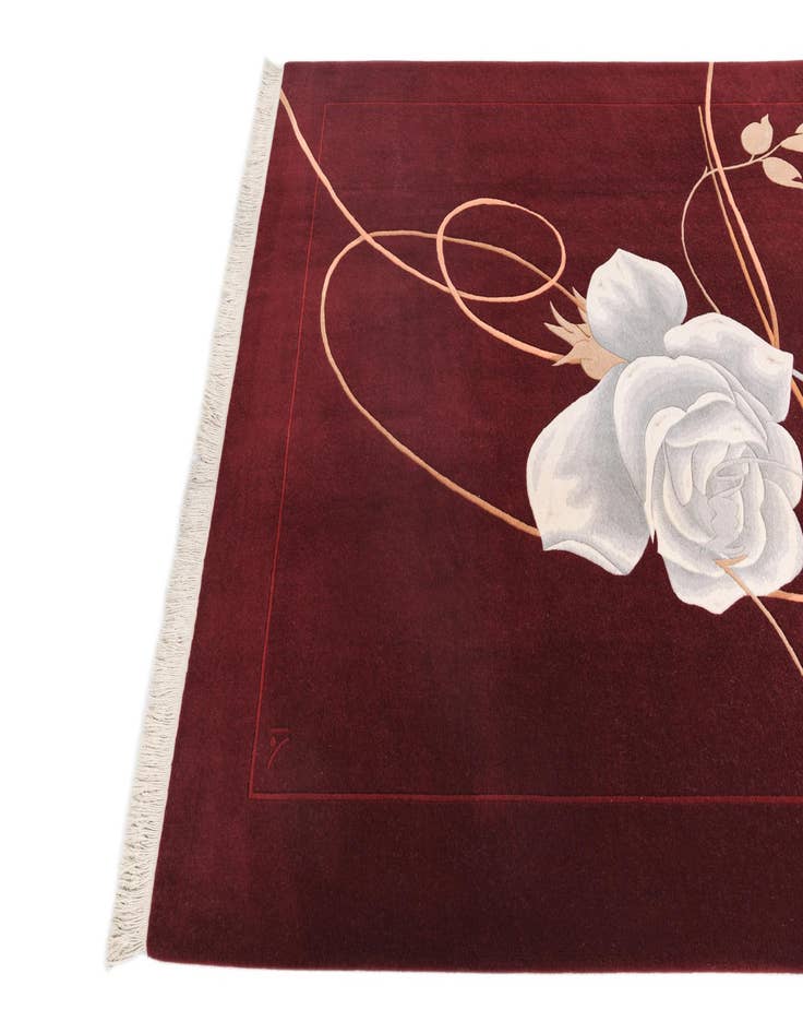 Detail image of  6' 8 x 9' 11  Hand Knotted Darya Wool Rug