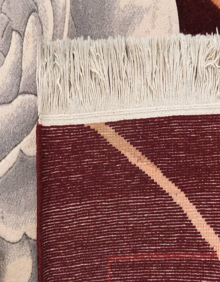 Detail image of  4' 11 x 6' 7  Hand Knotted Darya Wool Rug