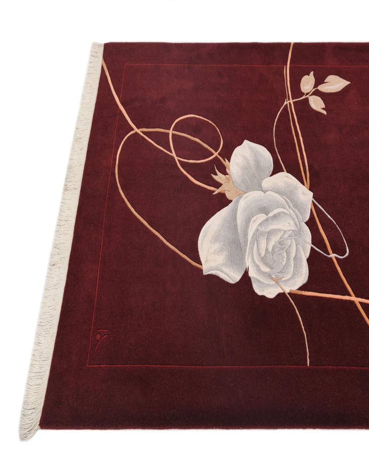 Detail image of  5' x 6' 8  Hand Knotted Darya Wool Rug