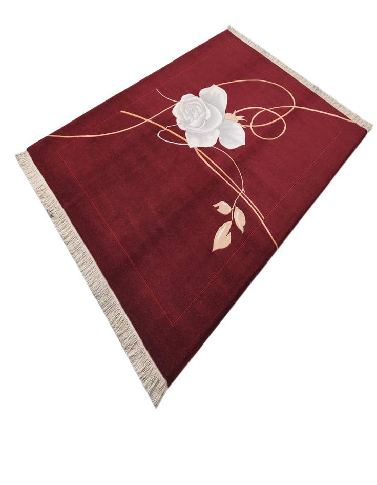 Detail image of  5' 8 x 8'  Hand Knotted Darya Rug